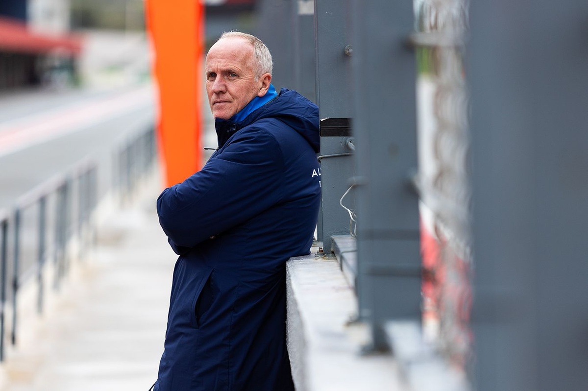 Sinault et l'arrêt du programme Alpine : "Notre avenir s'écrit encore plus qu'avant ensemble"