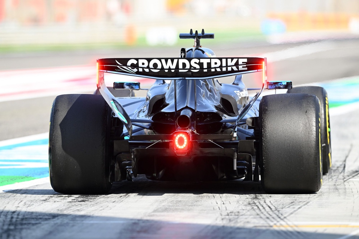 F1: Ecclestone adverte Mercedes sobre polêmica dos motores de 2026