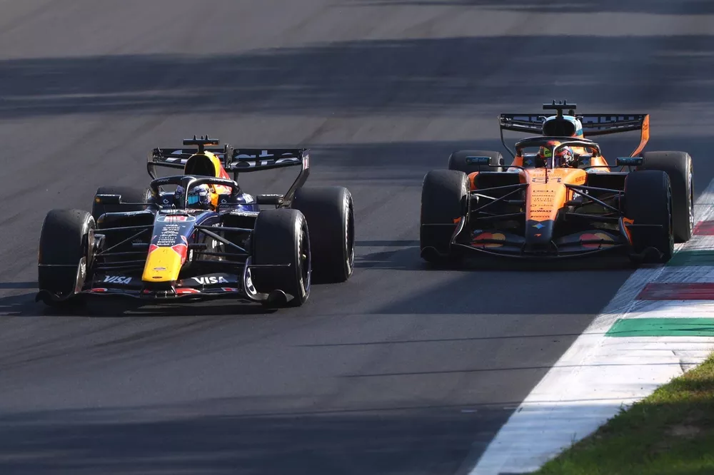 Oscar Piastri: Red Bull is in F1 2026 uitgegroeid tot 'de te kloppen ploeg'