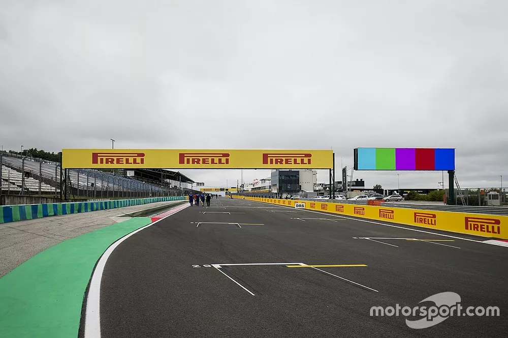A view of the circuit