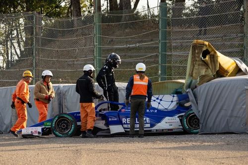 Tres accidentes en d&iacute;as distintos en la misma curva: Jack Doohan naufraga