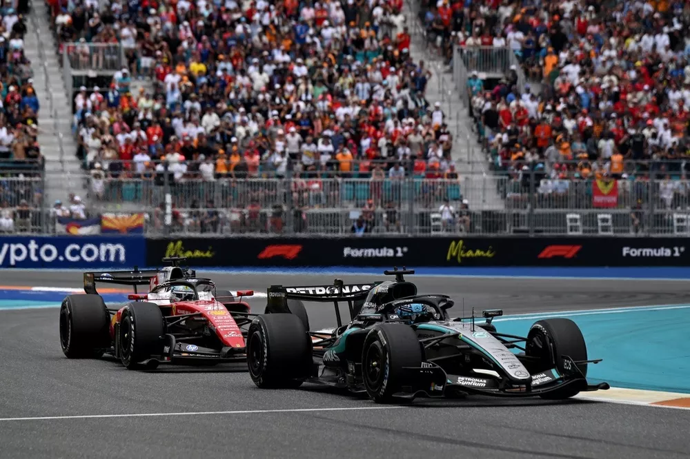 Charles Leclerc, Ferrari, George Russell, Mercedes