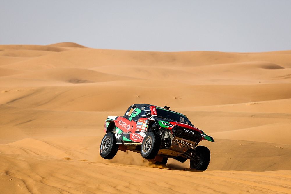 #201 Overdrive Racing Toyota Hilux Overdrive: Yazeed Al-Rajhi, Timo Gottschalk