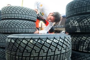 Thierry Neuville slams Hankook tyres at WRC Acropolis Rally