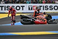 Quartararo y Bastianini acaban sancionados, y Mir lesionado, tras el ca&oacute;tico GP de Francia