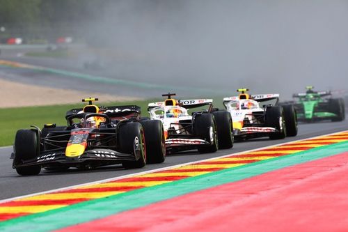 ANÁLISE F1: Demora da Red Bull em definir pilotos de 2026 pode atrapalhar mais do que ajudar