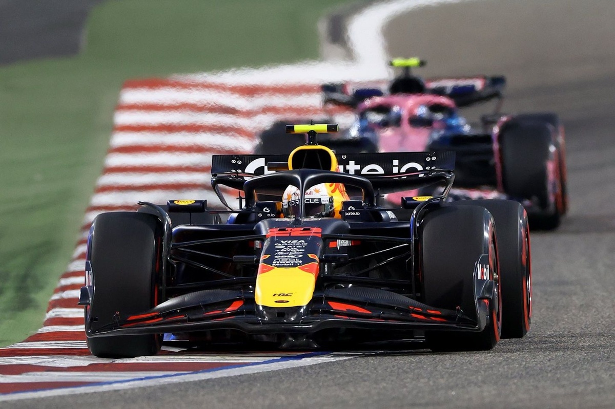 Ｆ１ RedBull 角田裕毅 直筆サインパネル 写真 証拠有り 日本グランプリ hqdefault.jpg