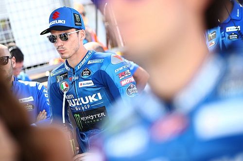 Mir guarda silencio sobre su futuro: es difícil para mí