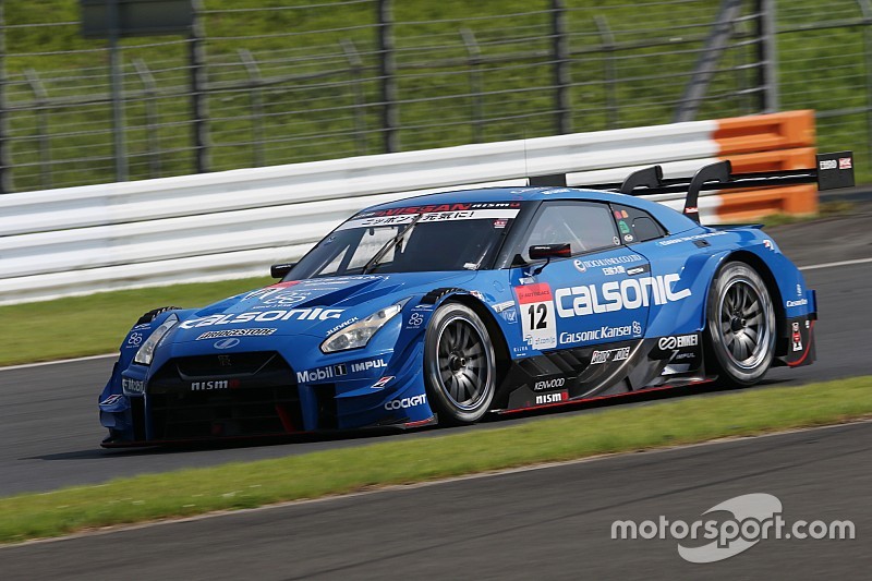 富士GT500マイル:GT500はカルソニック IMPUL GT-Rがトップでレース折り返し