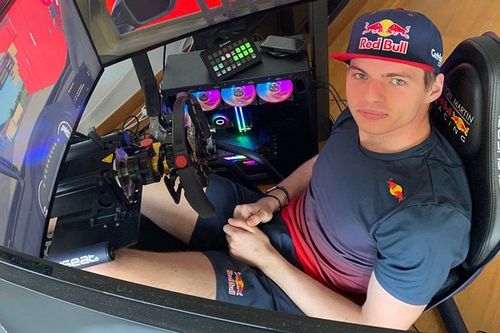 F1 - Dose dupla: Verstappen combinará GP da Emilia Romagna com corrida virtual de 24h