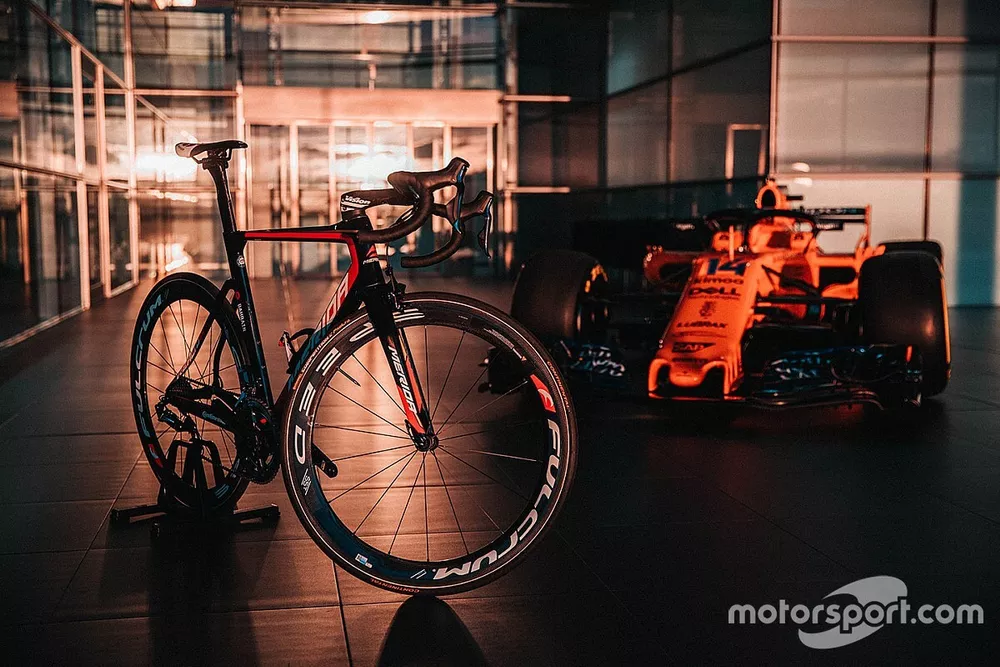 Team Bahrain Merida cycle