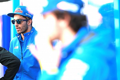 Iannone: “Veremos si voy para atrás como dice Rins”