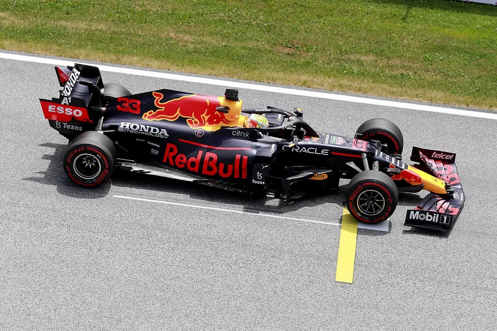 Max Verstappen, Red Bull Racing RB16B