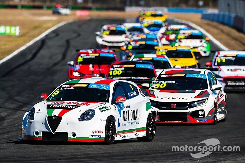 Dylan O'Keeffe, Ash Seward Motorsport Alfa Romeo TCR