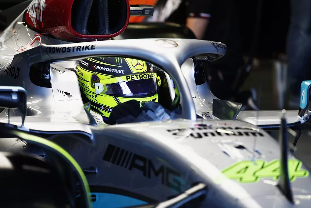 Lewis Hamilton, Mercedes W13
