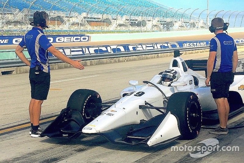 Max Chilton, Carlin Chevrolet