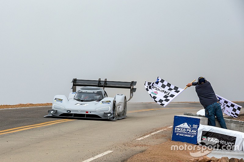 Dumas shatters Pikes Peak record in electric VW