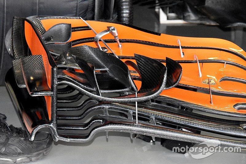 f1-mexican-gp-2017-mclaren-mcl32-front-w