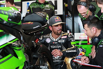 Sofuoglu scongiura un'operazione alla gamba infortunata in Australia