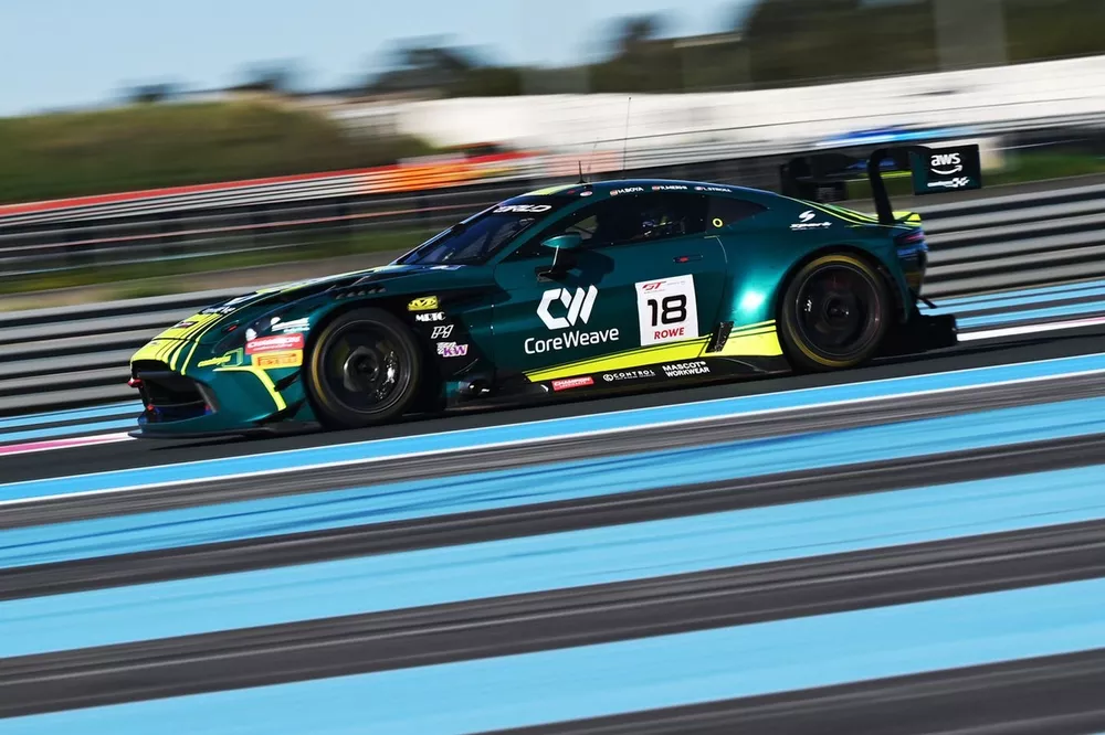 #18 Comtoyou Racing, Aston Martin Vantage AMR GT3 EVO - Lance Stroll, Roberto Merhi, Mari Boya