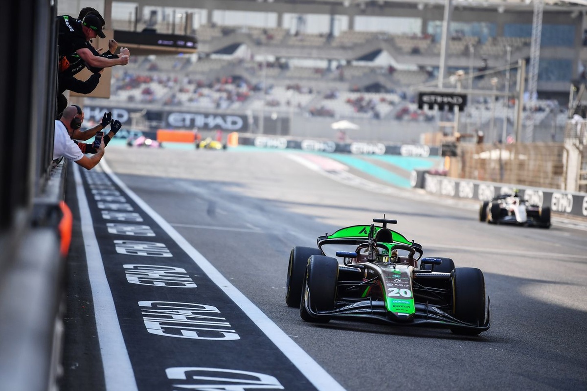 Dürksen z kolejnym zwycięstwem w Abu Zabi