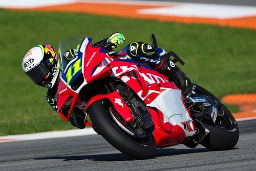 Diogo Moreira é 21º em estreia na MotoGP com a LCR; Aprilia faz dobradinha no teste de Valência