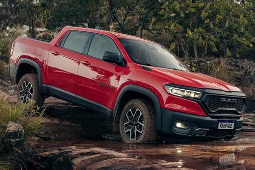 El nuevo pick-up de Stellantis que contraprograma al Toyota Hilux