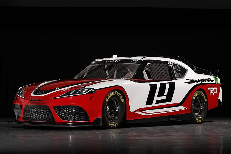 Toyota показала новую Supra – она заменит Camry в NASCAR Xfinity