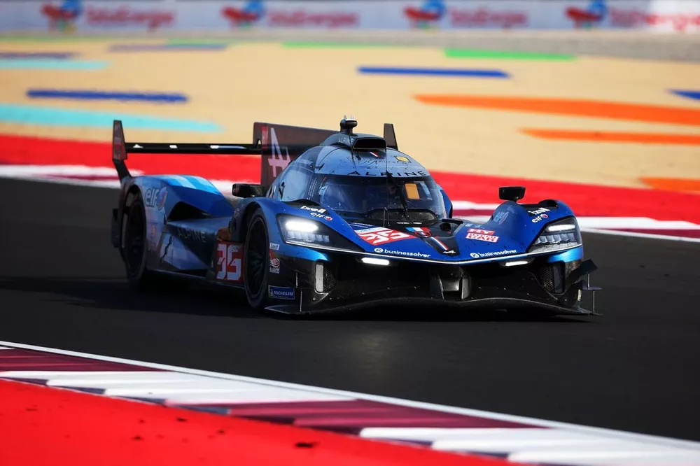 #35 Alpine Endurance Team Alpine A424: Paul-Loup Chatin, Ferdinand Habsburg-Lothringen, Charles Milesi