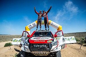 Al Attiyah se impone a Peterhansel en el Rally de Kazajist&aacute;n