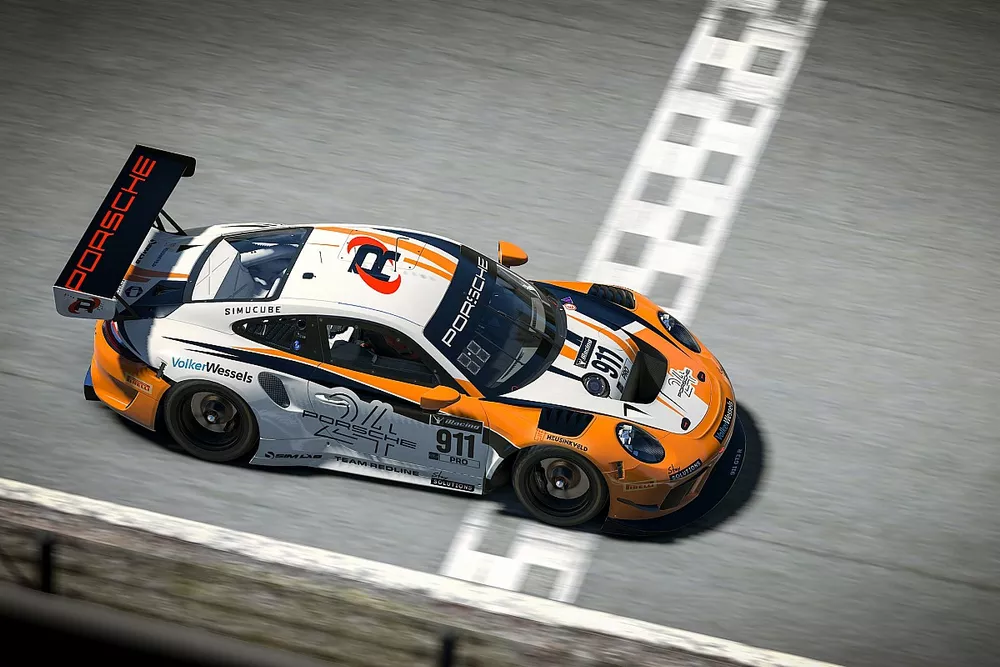 Max Verstappen, Jeff Giassi, Gianni Vecchio, Porsche 911 GT3 R, Porsche24 driven by Redline