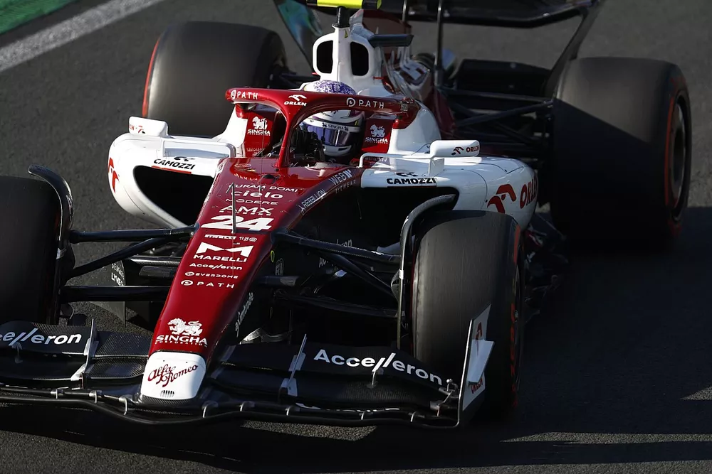 Zhou Guanyu, Alfa Romeo C42