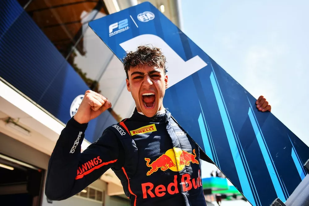 El ganador Arvid Lindblad, Campos Racing