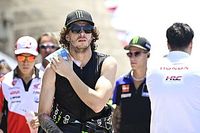 Bezzecchi: "El dolor me va a acompañar hasta final de temporada"