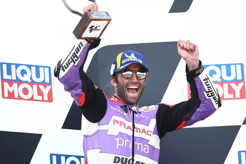 Le deuxi&egrave;me Johann Zarco, Pramac Racing sur le podium