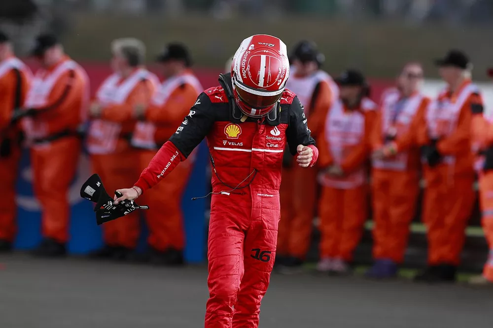 Charles Leclerc, Ferrari, dans le parc ferm&eacute;