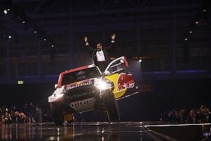 Al Attiyah celebra su primer t&iacute;tulo mundial en la gala de la FIA