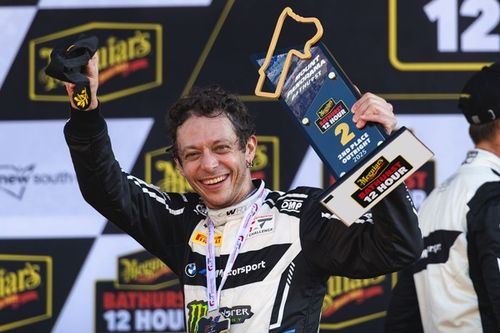 Valentino Rossi volver&aacute; a disputar las 12 Horas de Bathurst con BMW en 2026