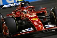 Por qu&eacute; Sainz no fue sancionado por "cortar" la entrada a boxes en Las Vegas