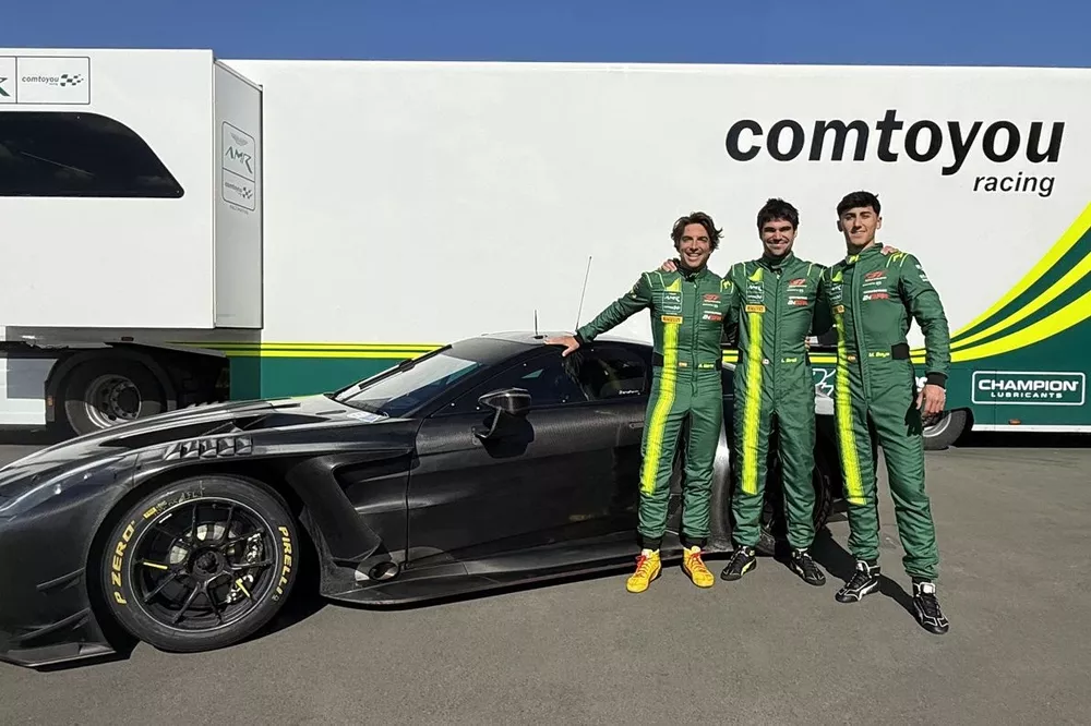 #18 Comtoyou Racing, Aston Martin Vantage GT3 EVO - Roberto Mehri, Lance Stroll, Mari Boya