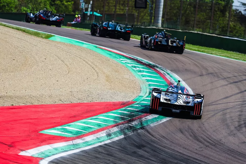 Acci&oacute;n en pista