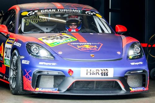 Max Verstappen finalmente obtiene la licencia en Nordschleife