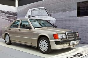 F1: Mercedes que deixou Senna apaixonado vai a leilão por R$ 1,9 milhões