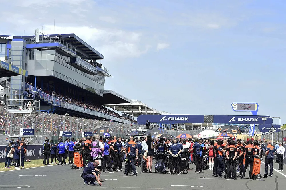 Atmosphere on the grid