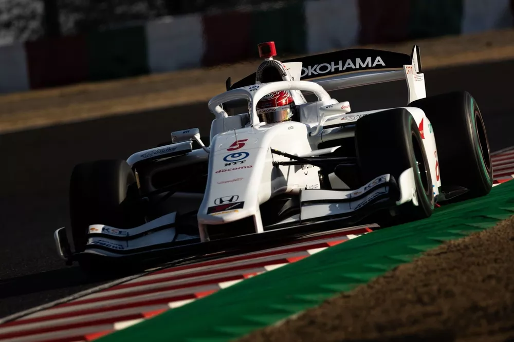 Tadasuke Makino, DOCOMO TEAM DANDELION RACING