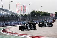 Hamilton: cambian las reglas para hacer las carreras m&aacute;s emocionantes