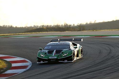 Bortolotti z pole position, ciężkie kwalifikacje Loeba