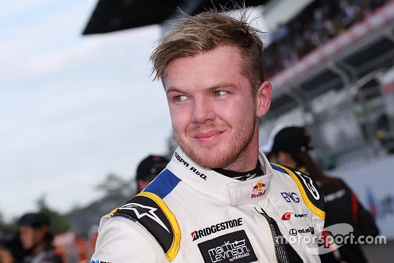 #37 Team Tom's Lexus LC500: Nick Cassidy
