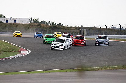 Opel OPC Cup'ta sezon İstanbul Park'ta başladı