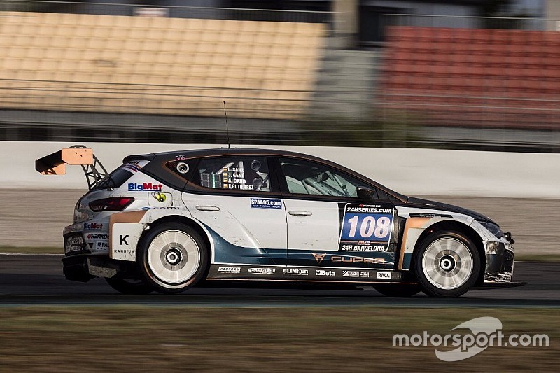 Gené, Gutierrez, Laia Sanz ed Alba Cano Ramírez regalano il successo TCR alla Monlau Competición nella 24h di Barcellona